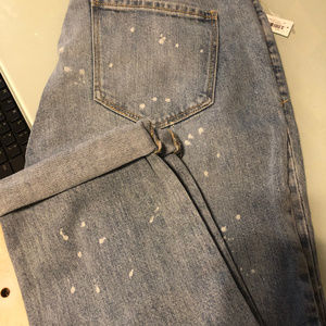 NWT -Mid-Rise Bleach-Spot Boyfriend Straight Jeans